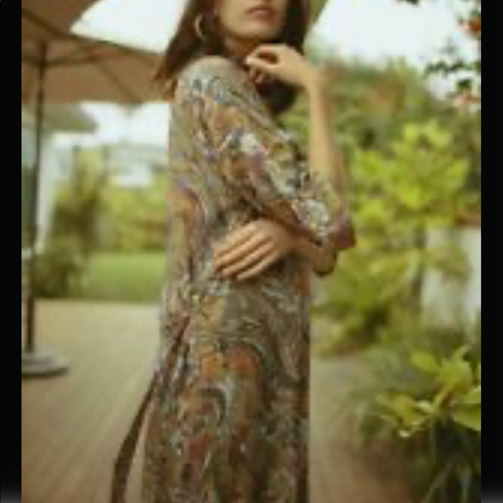 Novella Royale Jane Robe in olive paisley